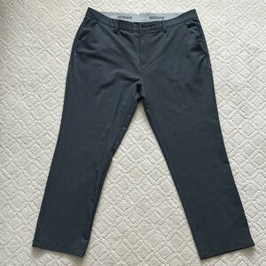 Men’s Adidas Gray Striped Golf Pants Size 38x30